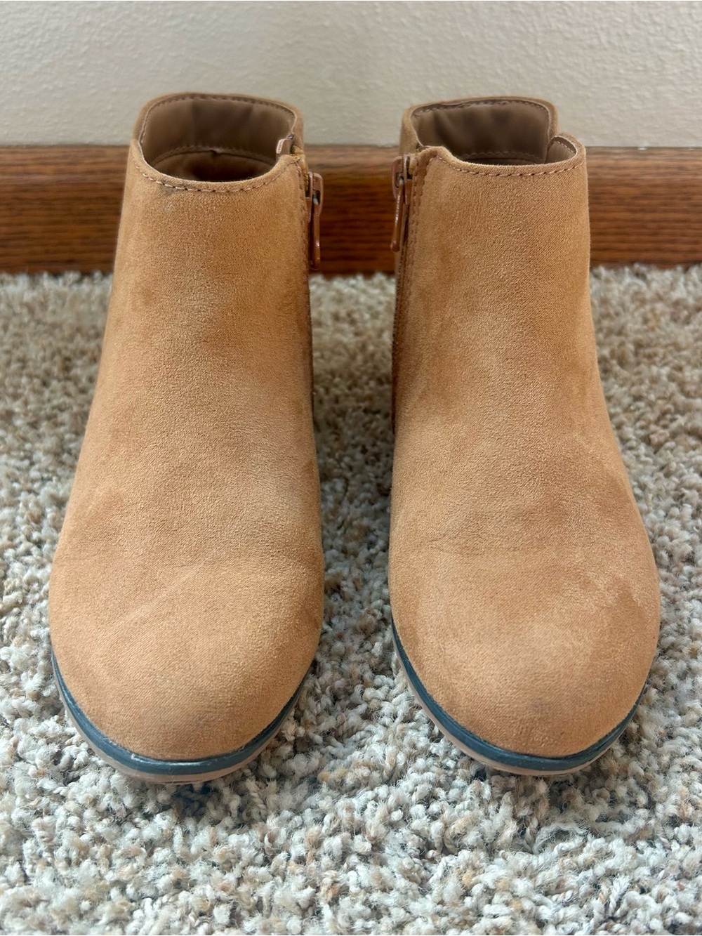 Cat & Jack Toddler Tan Suede Ankle Boots, 12T - Picture 2 of 7